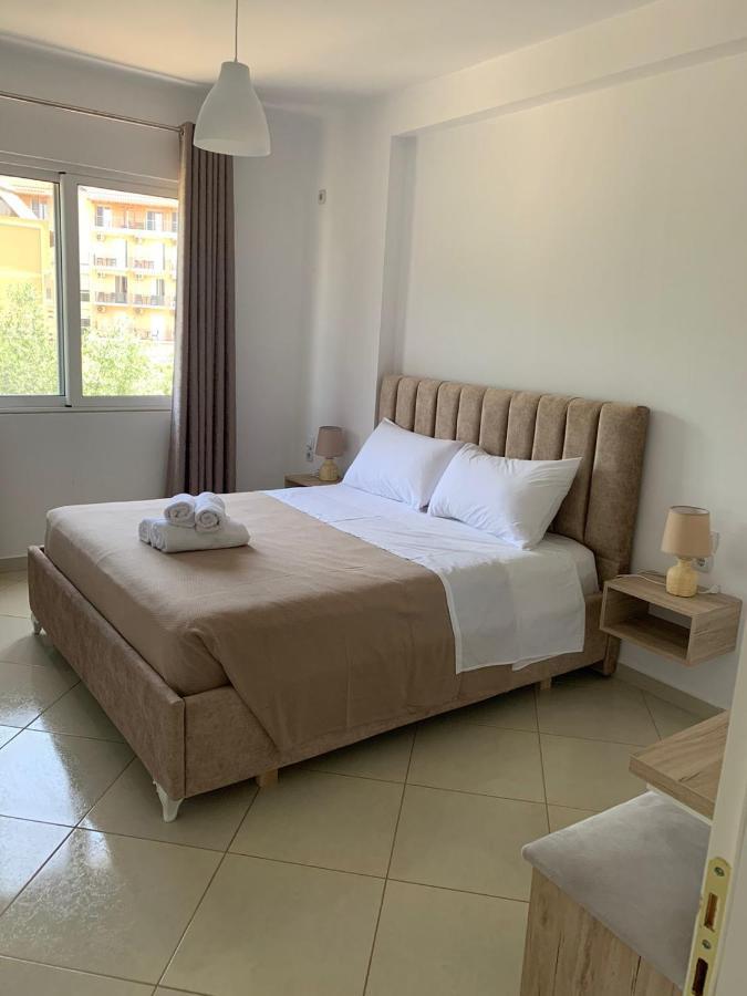 Mediterranean Apartments Химар Екстериор снимка